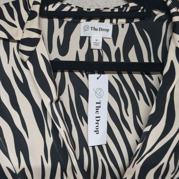 The Drop Women's Mack Silky Wrap Mini Dress Zebra Print Size M NWT Old Money - Picture 4 of 10